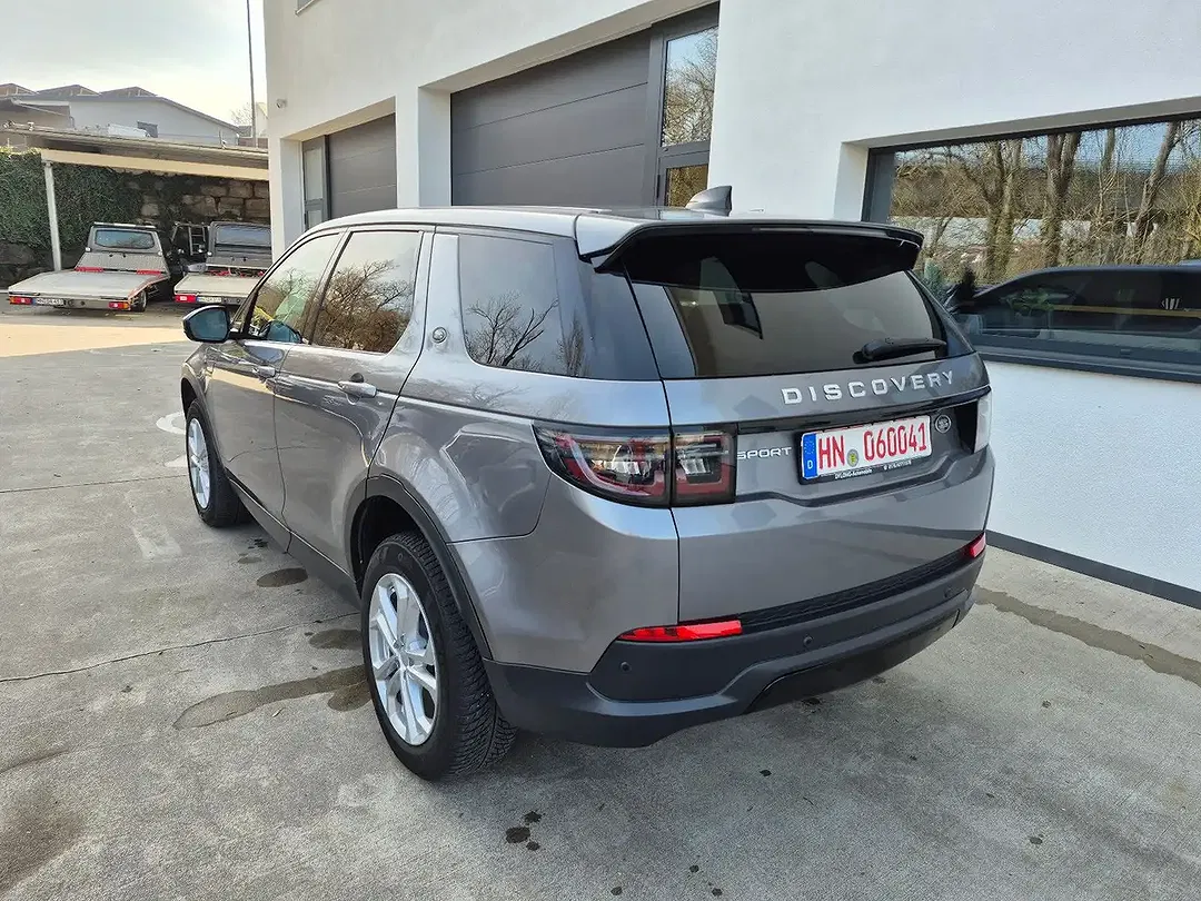 Land Rover Discovery - Thumbnail 6