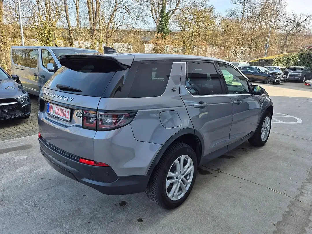 Land Rover Discovery - Thumbnail 7