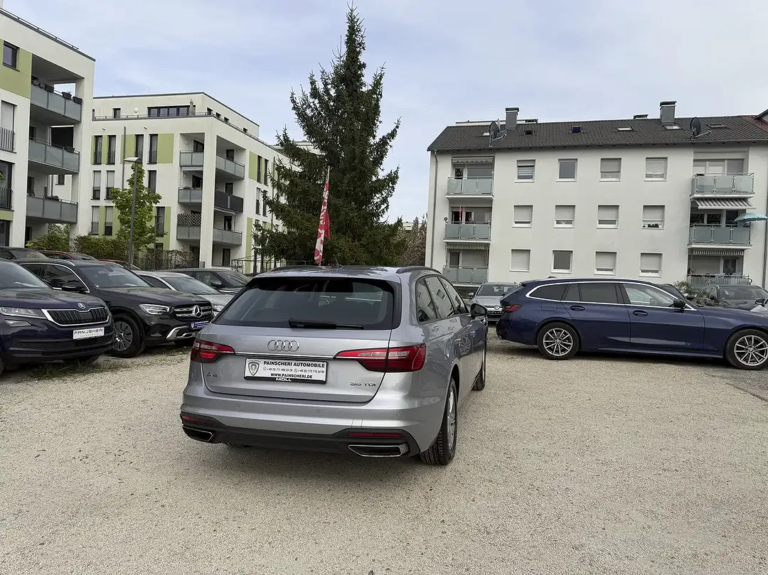 Audi A4 - Thumbnail 5