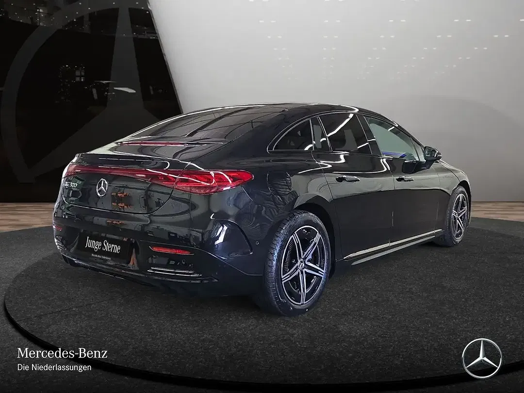 Mercedes-Benz EQE 300 - Thumbnail 7