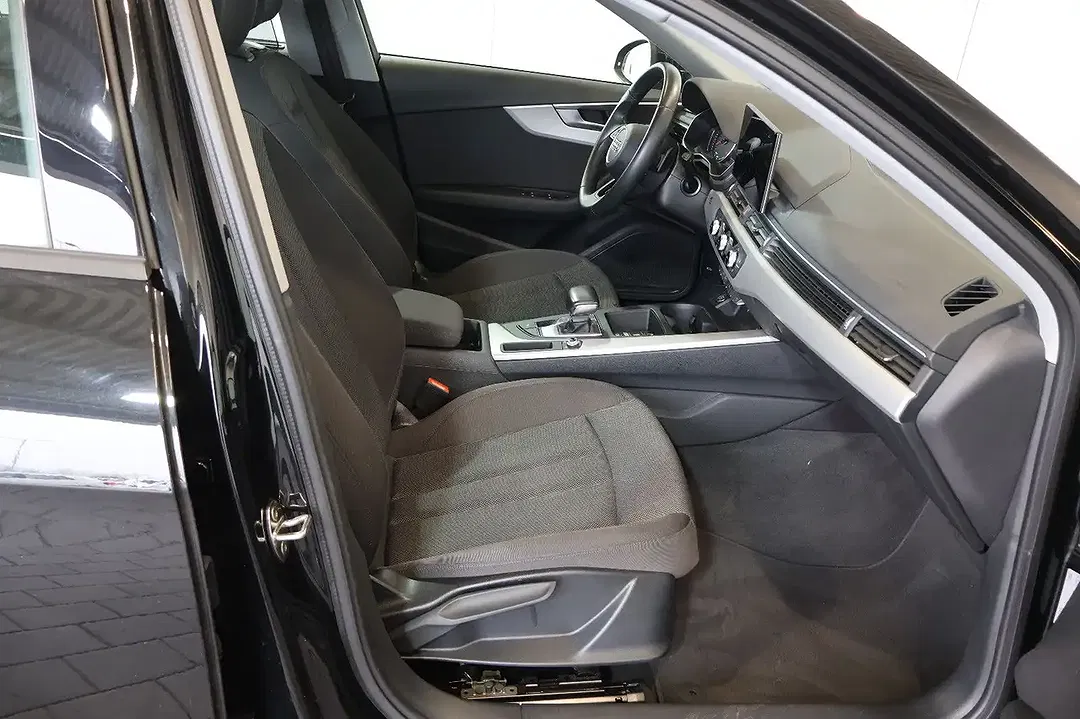 Audi A4 - Thumbnail 13