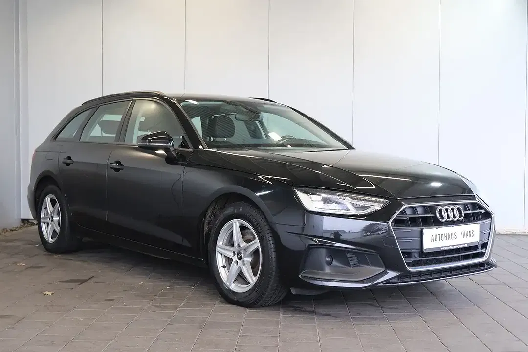Audi A4 - Thumbnail 3