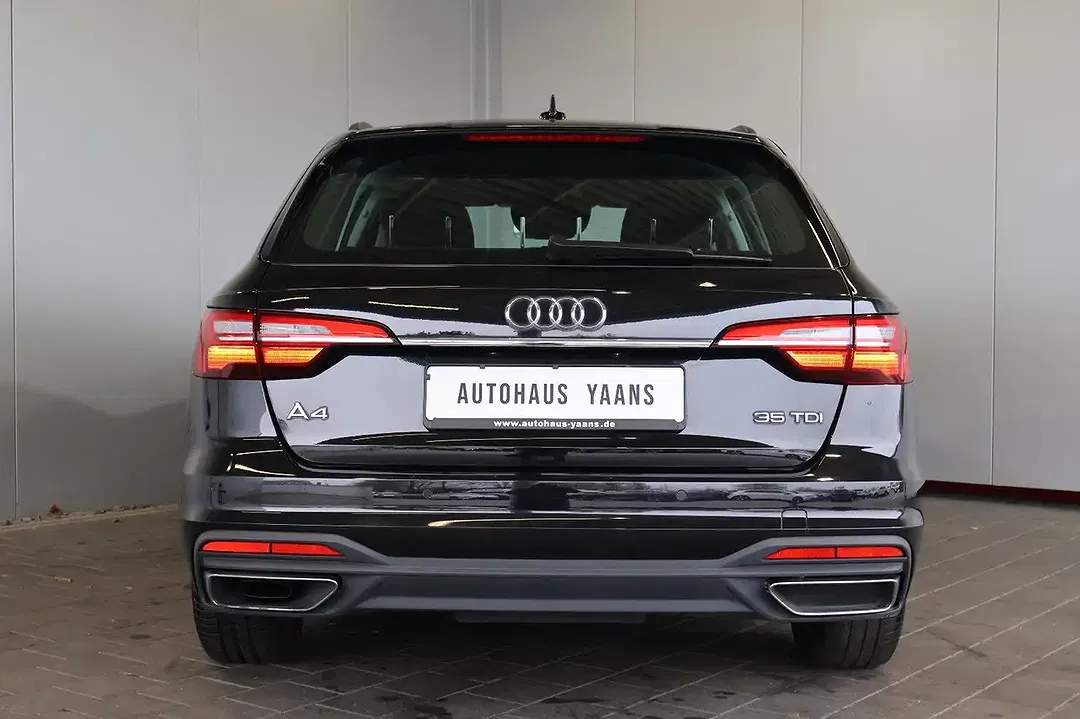 Audi A4 - Thumbnail 5