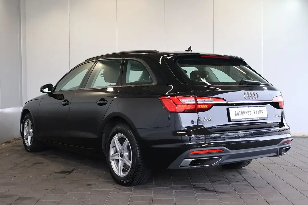 Audi A4 - Thumbnail 6