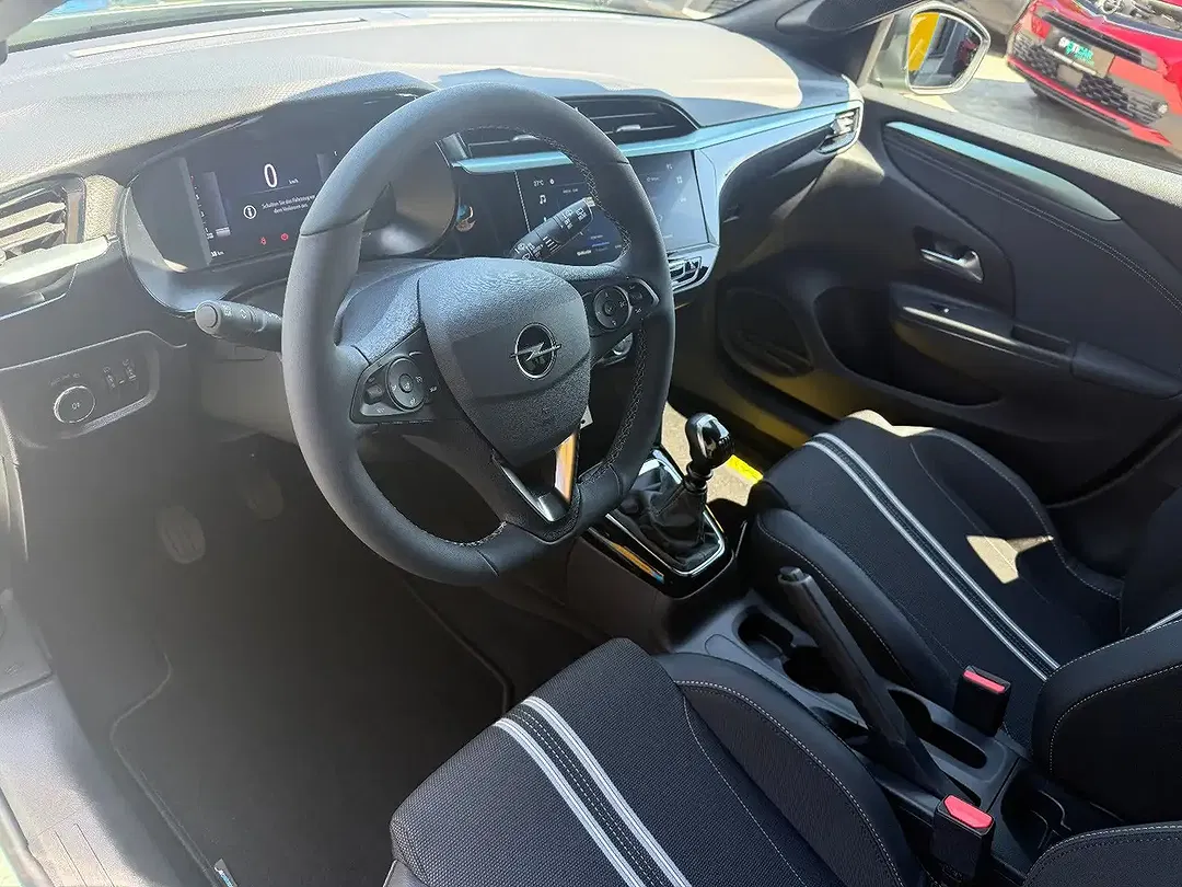 Opel Corsa - Thumbnail 12
