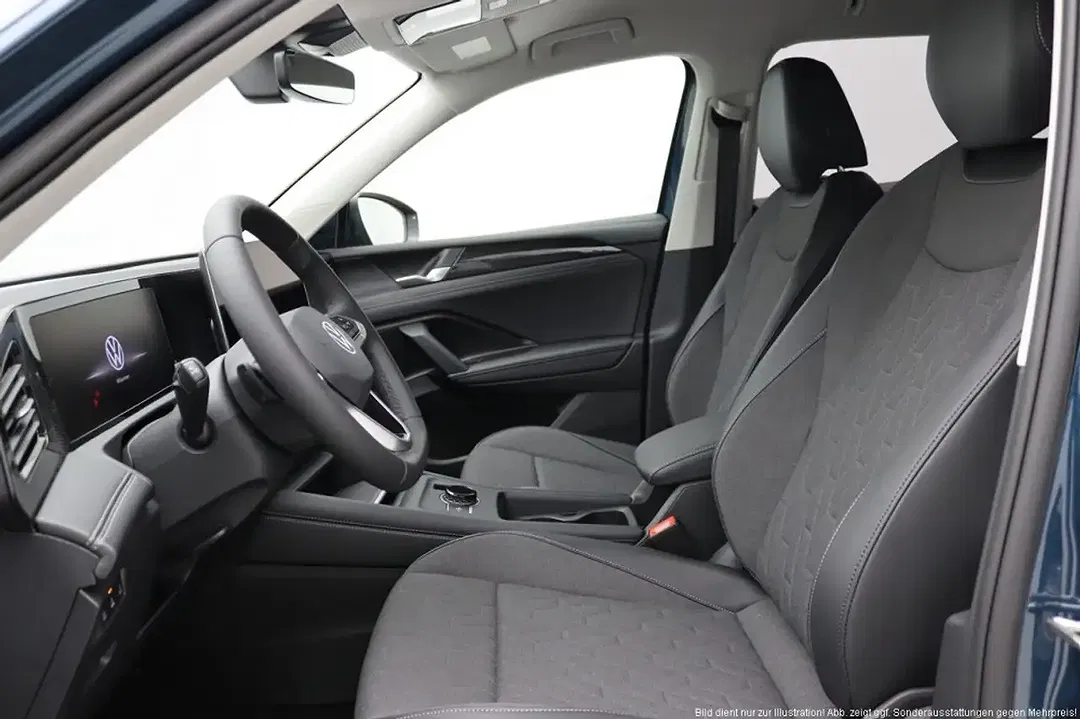 Volkswagen Tiguan - Thumbnail 12