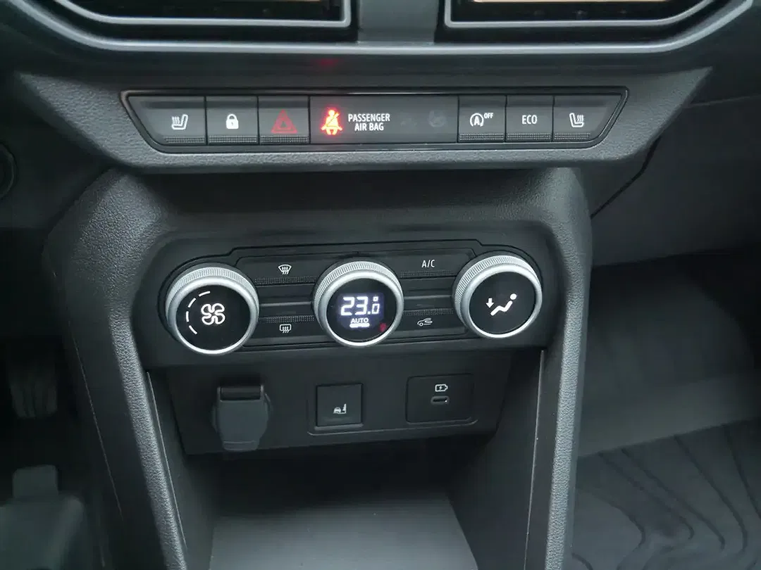 Dacia Sandero - Thumbnail 13