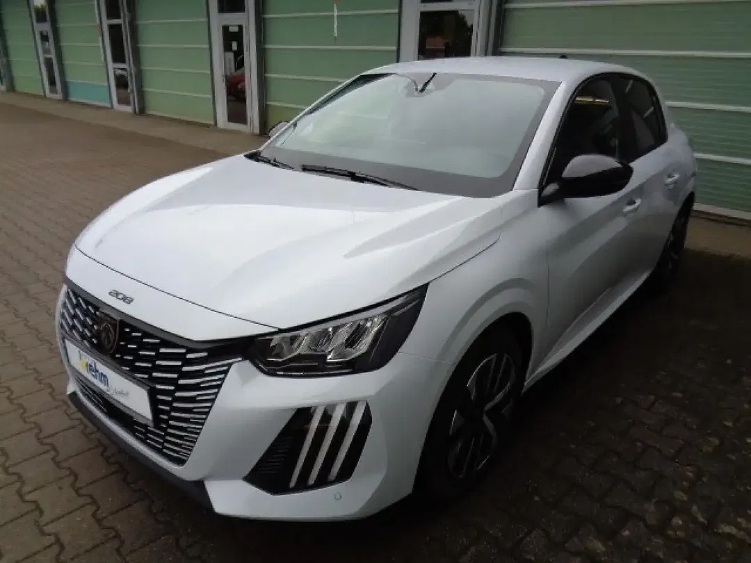 Peugeot 208 - Thumbnail 1