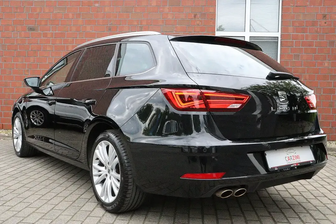 SEAT Leon - Thumbnail 4