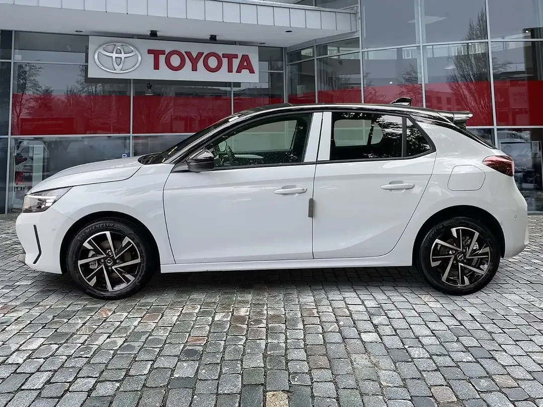 Opel Corsa - Thumbnail 2