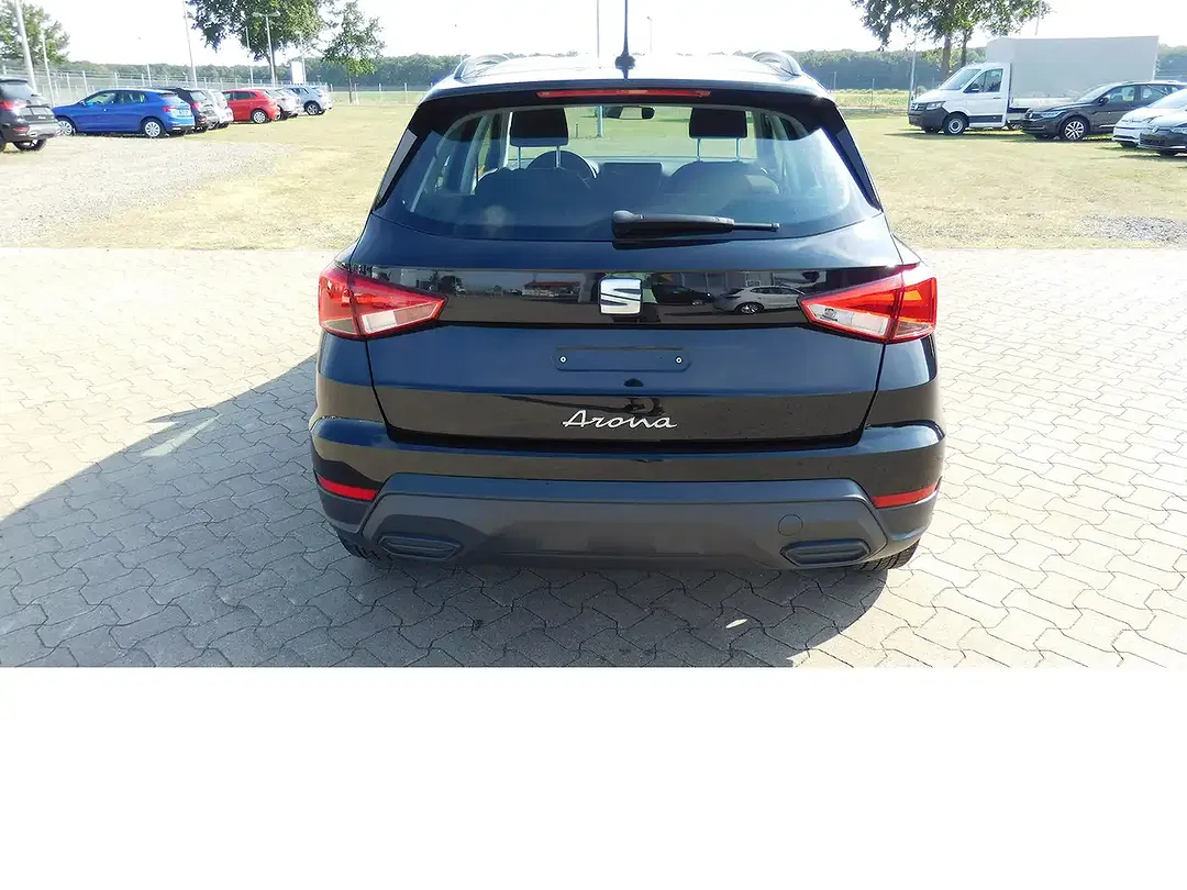 SEAT Arona - Thumbnail 4