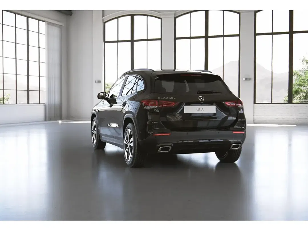 Mercedes-Benz GLA 250 - Thumbnail 4