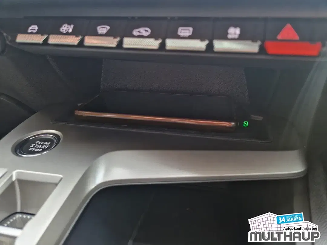 Peugeot 308 - Thumbnail 7