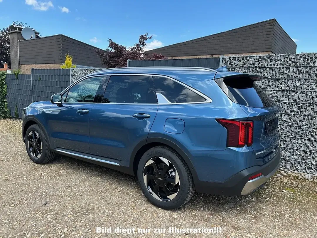 Kia Sorento - Thumbnail 3