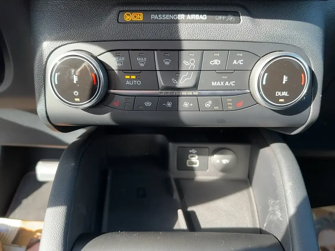 Ford Kuga ST-Line X - foto 13