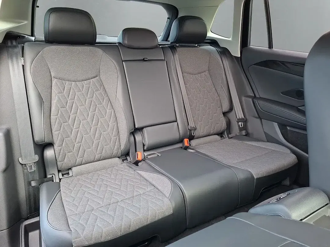 Volkswagen Tiguan - Thumbnail 8