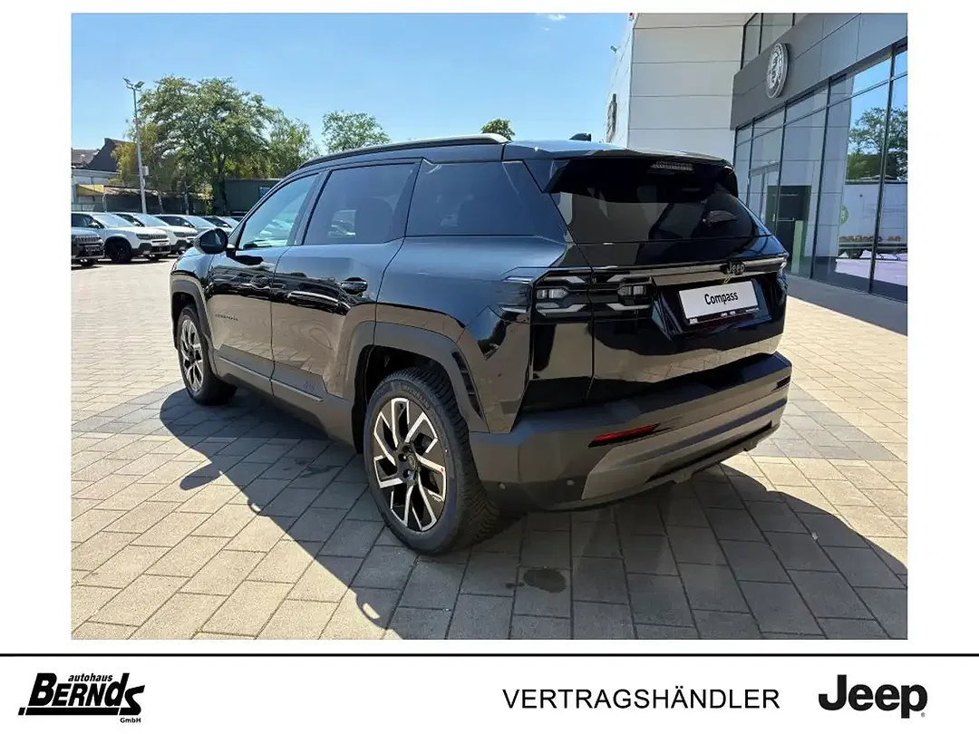 Jeep Compass - Thumbnail 5
