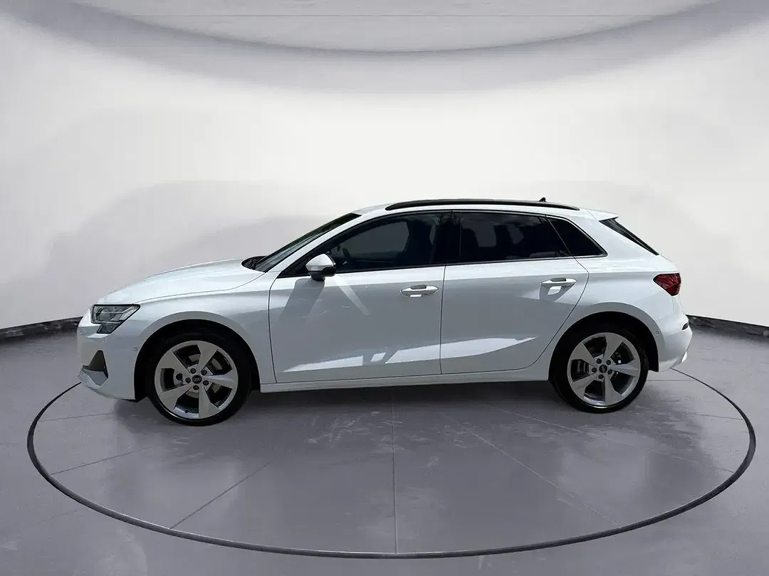 Audi A3 - Thumbnail 2