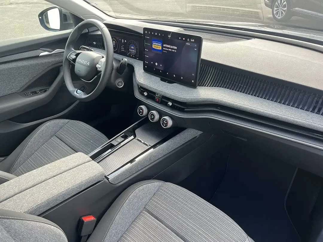 Skoda Superb - Thumbnail 14
