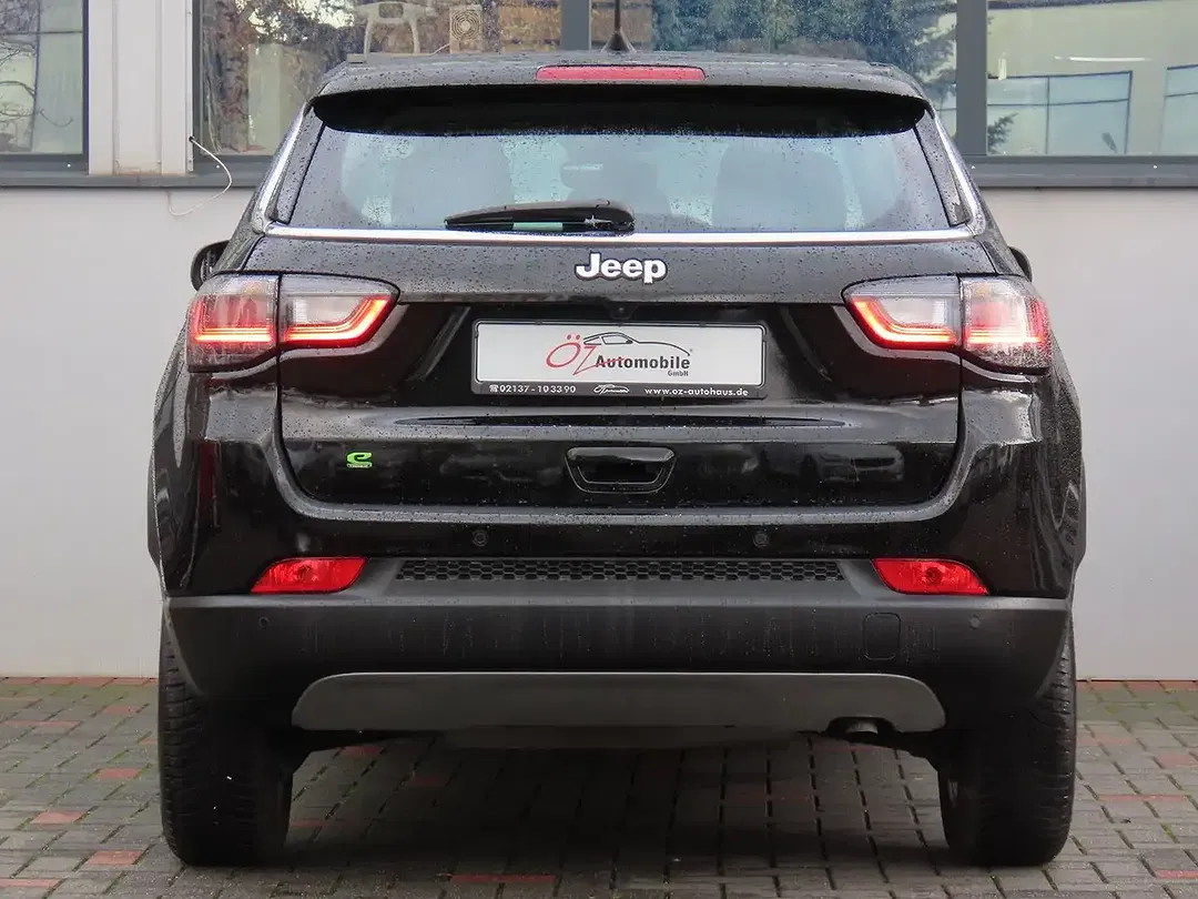 Jeep Compass - Thumbnail 7