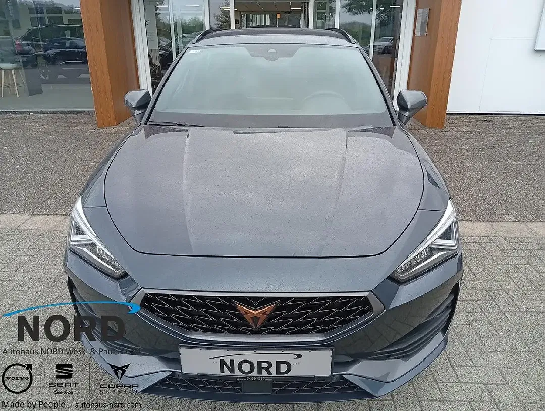 CUPRA Leon - Thumbnail 2