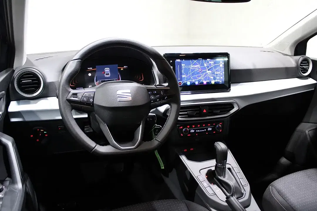 SEAT Ibiza - Thumbnail 12