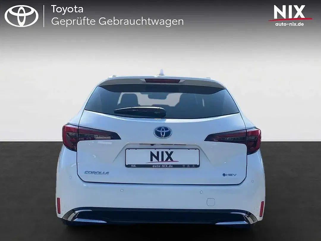 Toyota Corolla - Thumbnail 3