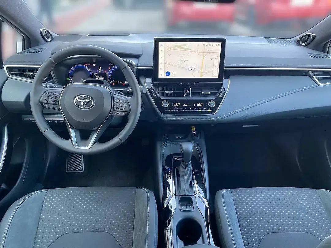 Toyota Corolla - Thumbnail 7