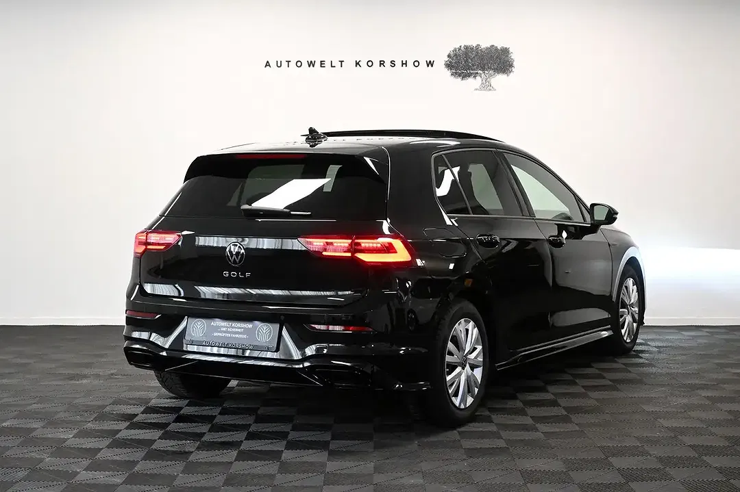 Volkswagen Golf - Thumbnail 8