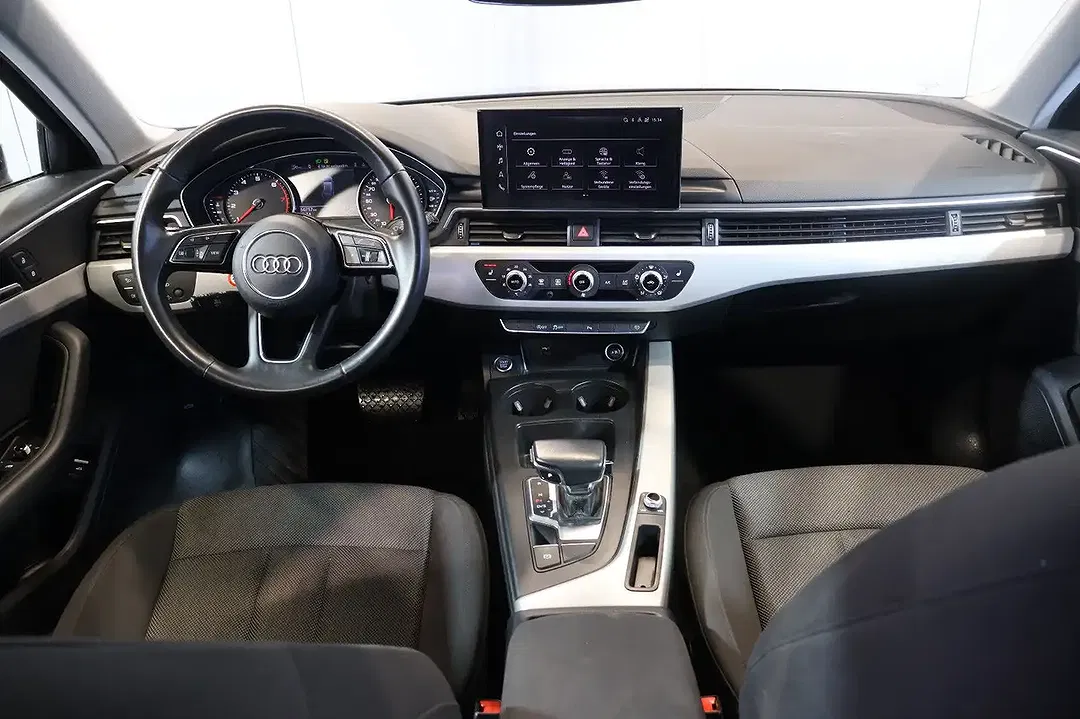 Audi A4 - Thumbnail 7