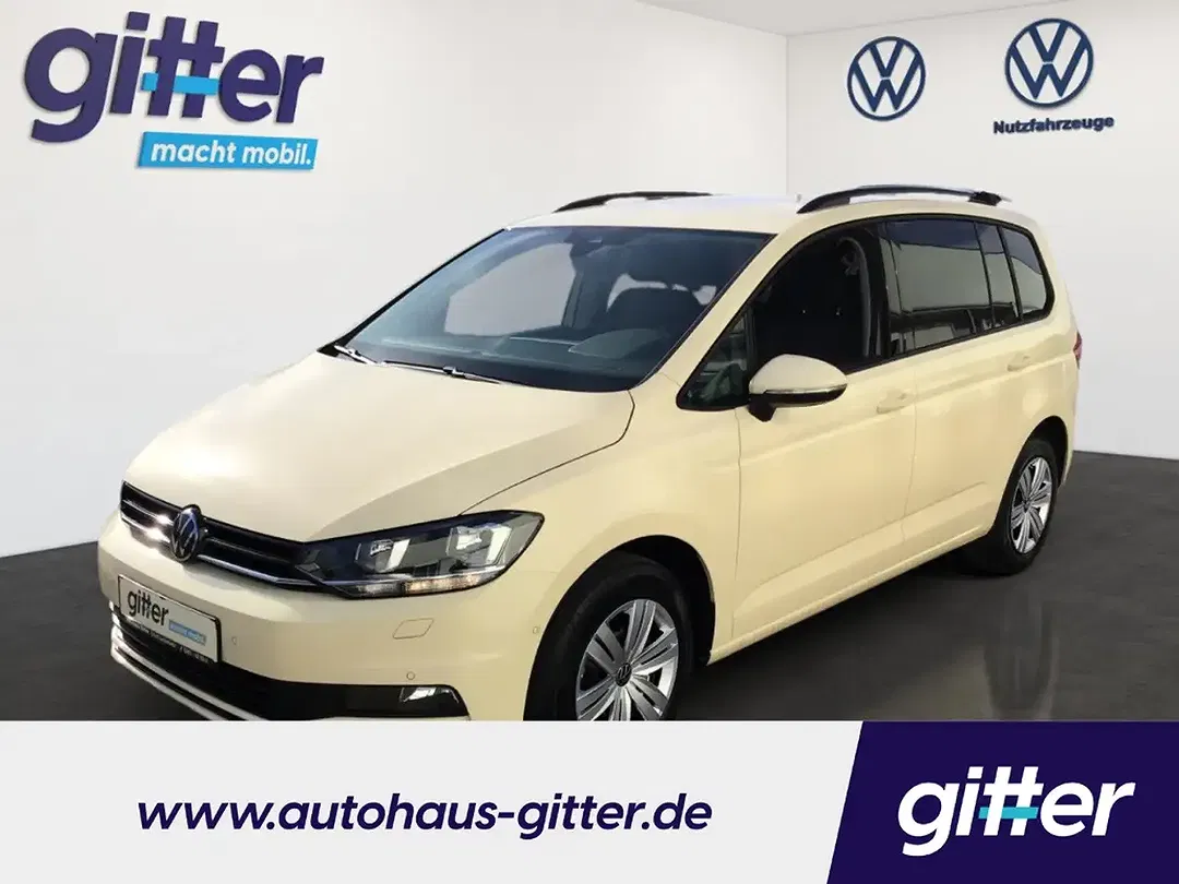 Volkswagen Touran - Thumbnail 2