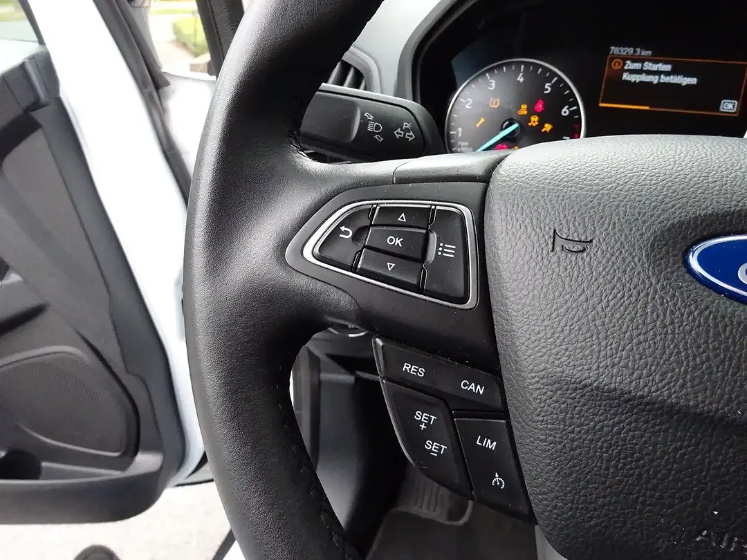 Ford EcoSport - Thumbnail 11
