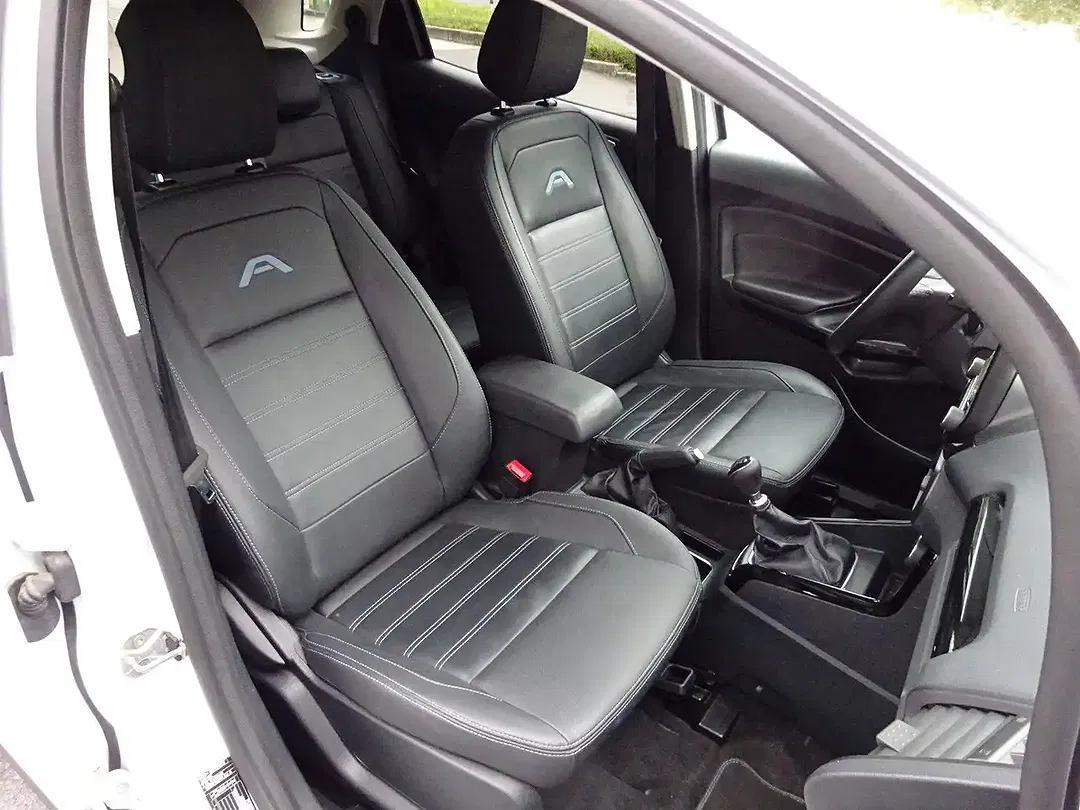 Ford EcoSport - Thumbnail 5
