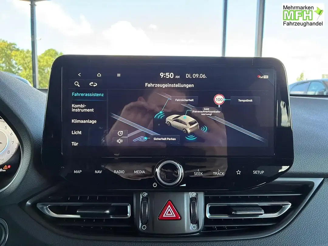 Hyundai i30 - Thumbnail 15