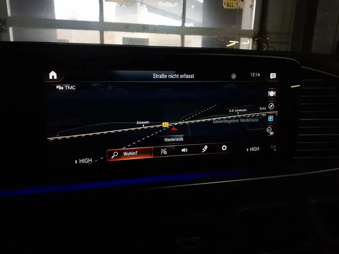 Mercedes-Benz GLE 350 - Thumbnail 12