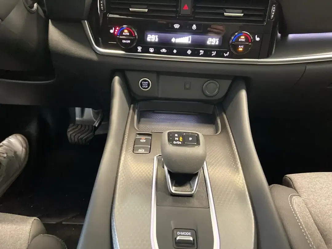 Nissan Qashqai - Thumbnail 11