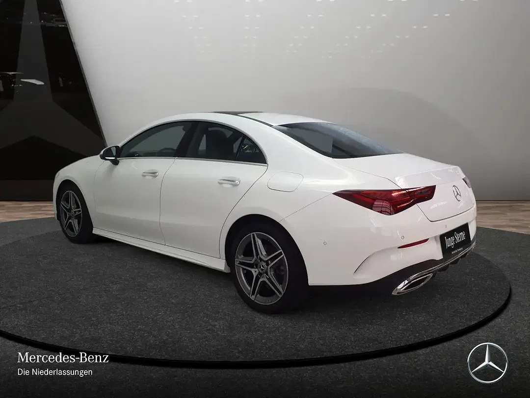 Mercedes-Benz CLA 200 - Thumbnail 9