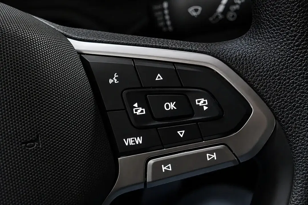 Volkswagen Polo - Thumbnail 12