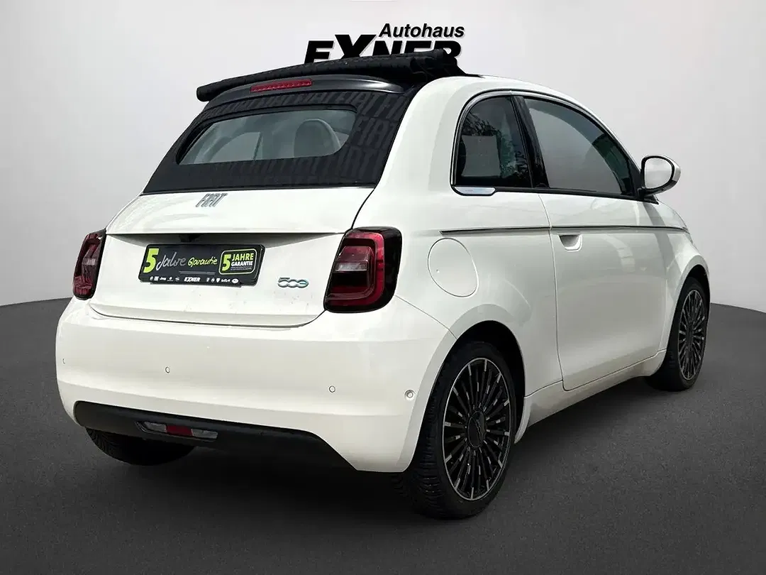 Fiat 500e - Thumbnail 3