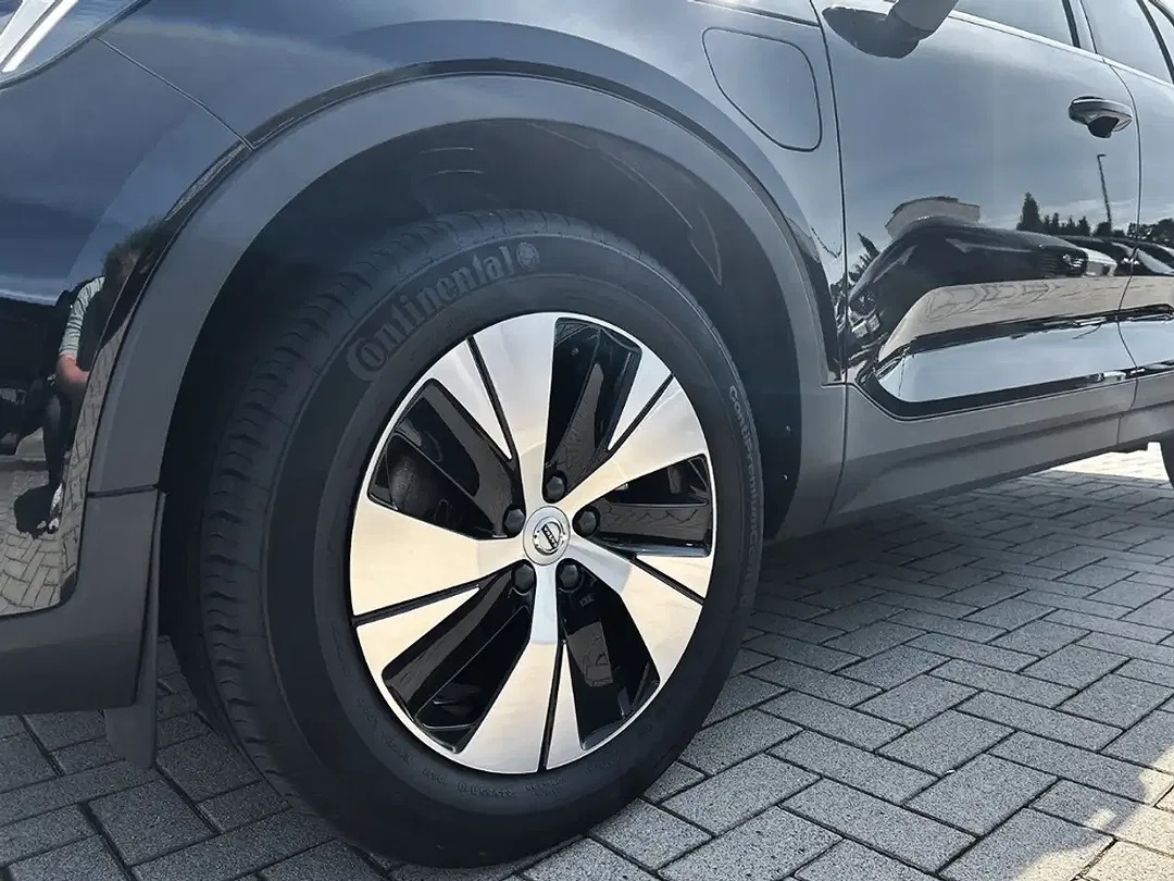 Volvo XC40 - Thumbnail 9