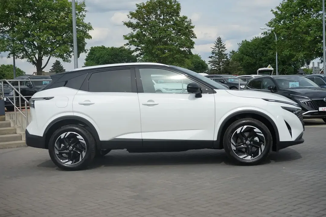 Nissan Qashqai - Thumbnail 4