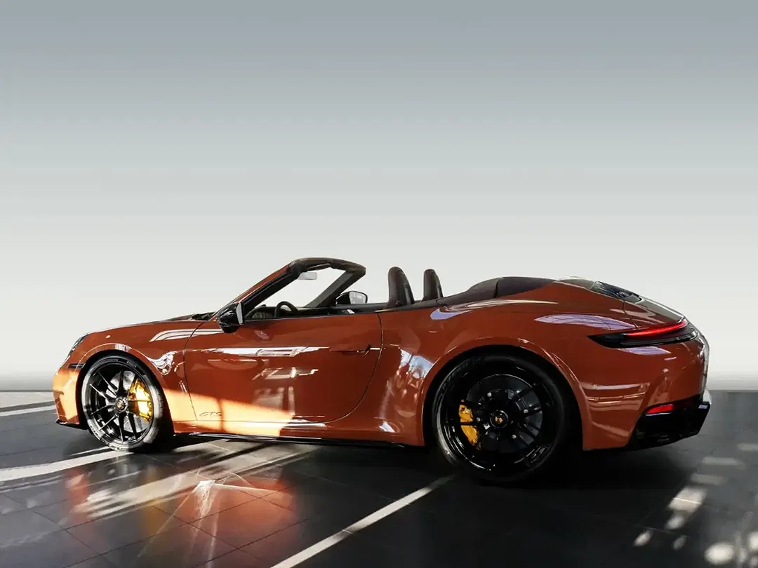 Porsche 911 PCCB Carrera 4 GTS Cabriolet - foto 2