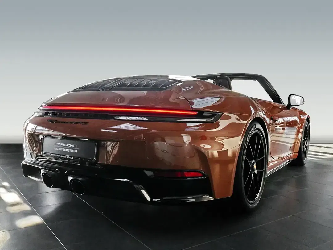 Porsche 911 - Thumbnail 6