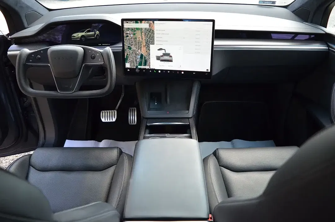Tesla Model X Plaid - foto 13