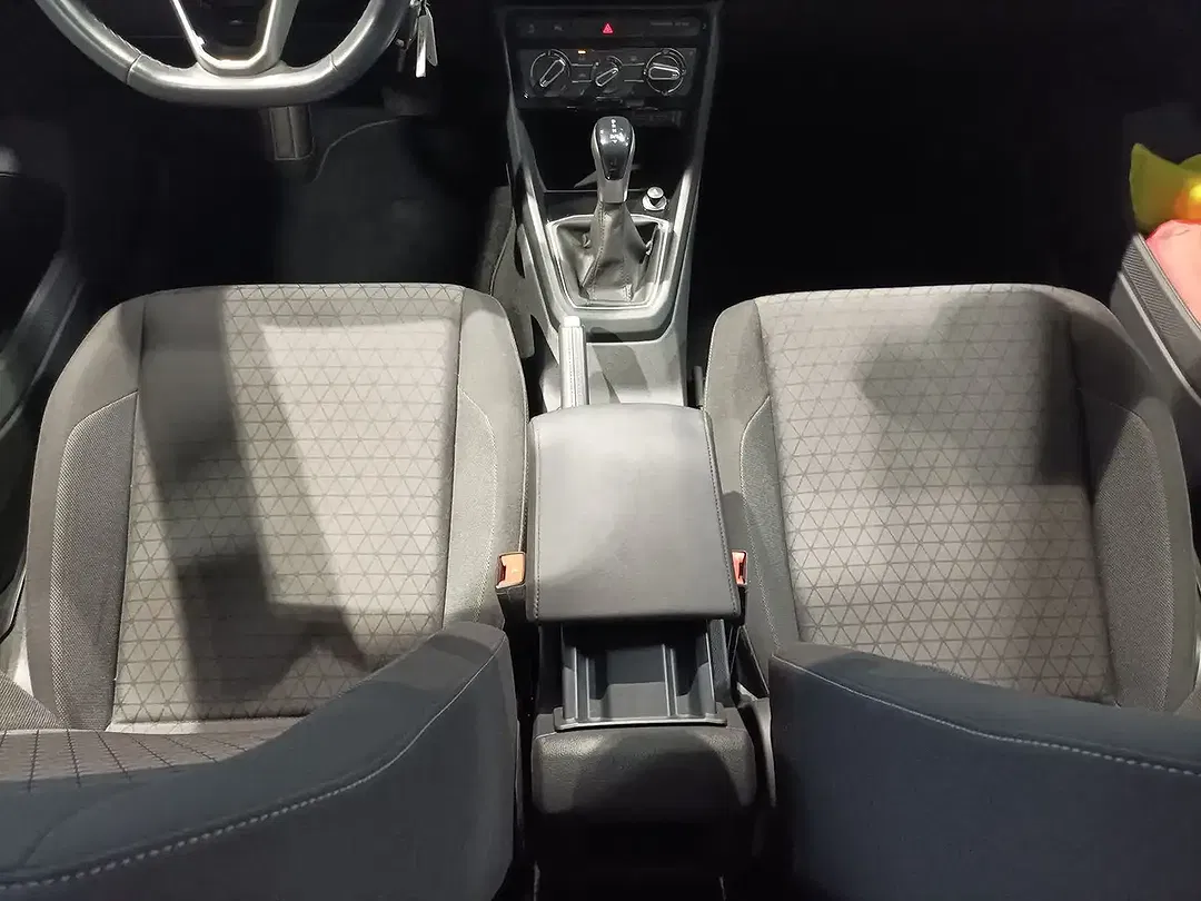 Volkswagen T-Cross - Thumbnail 14