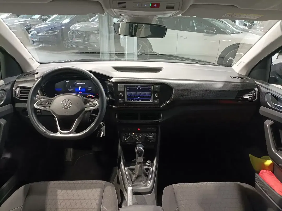 Volkswagen T-Cross - Thumbnail 9