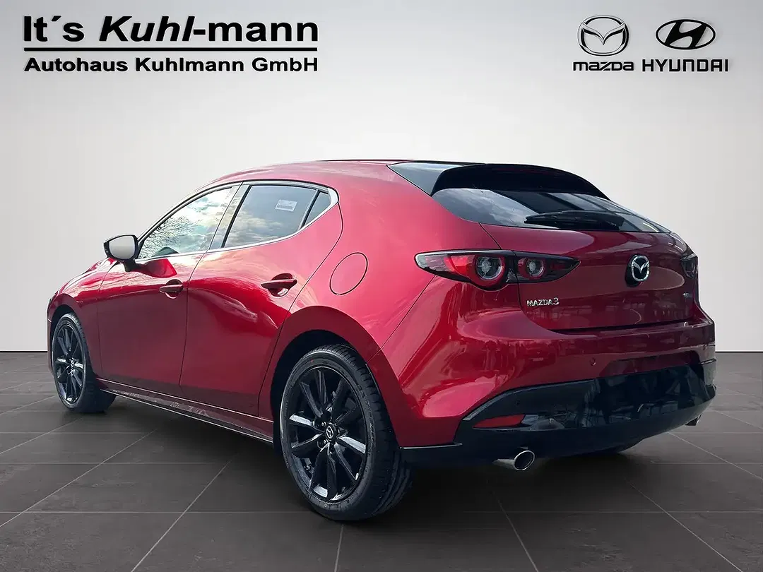 Mazda 3 - Thumbnail 4