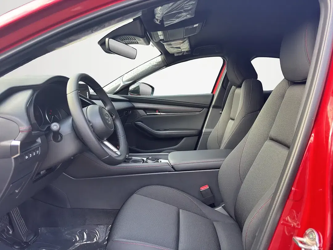 Mazda 3 - Thumbnail 9