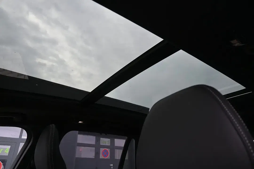 Volvo XC90 - Thumbnail 13