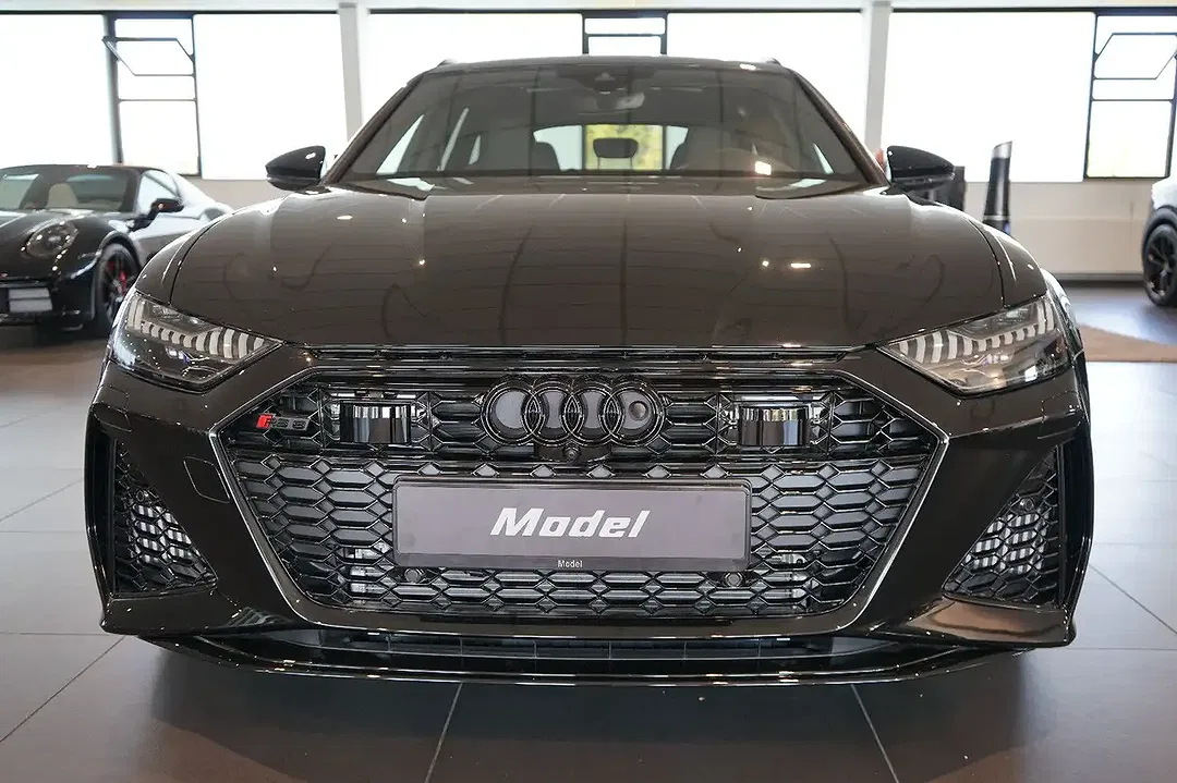 Audi RS6 - Thumbnail 3